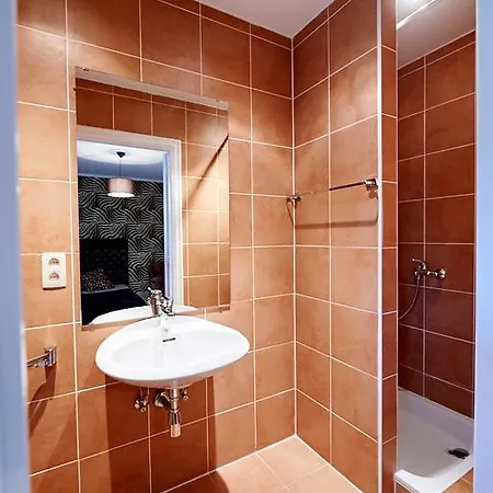Du Cote De Chez Lou 3*